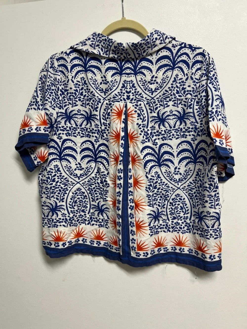 Rachel Zoe White Short Sleeve Linen Button-Up Shirt Blue & Orange Print Large - Picture 6 of 6